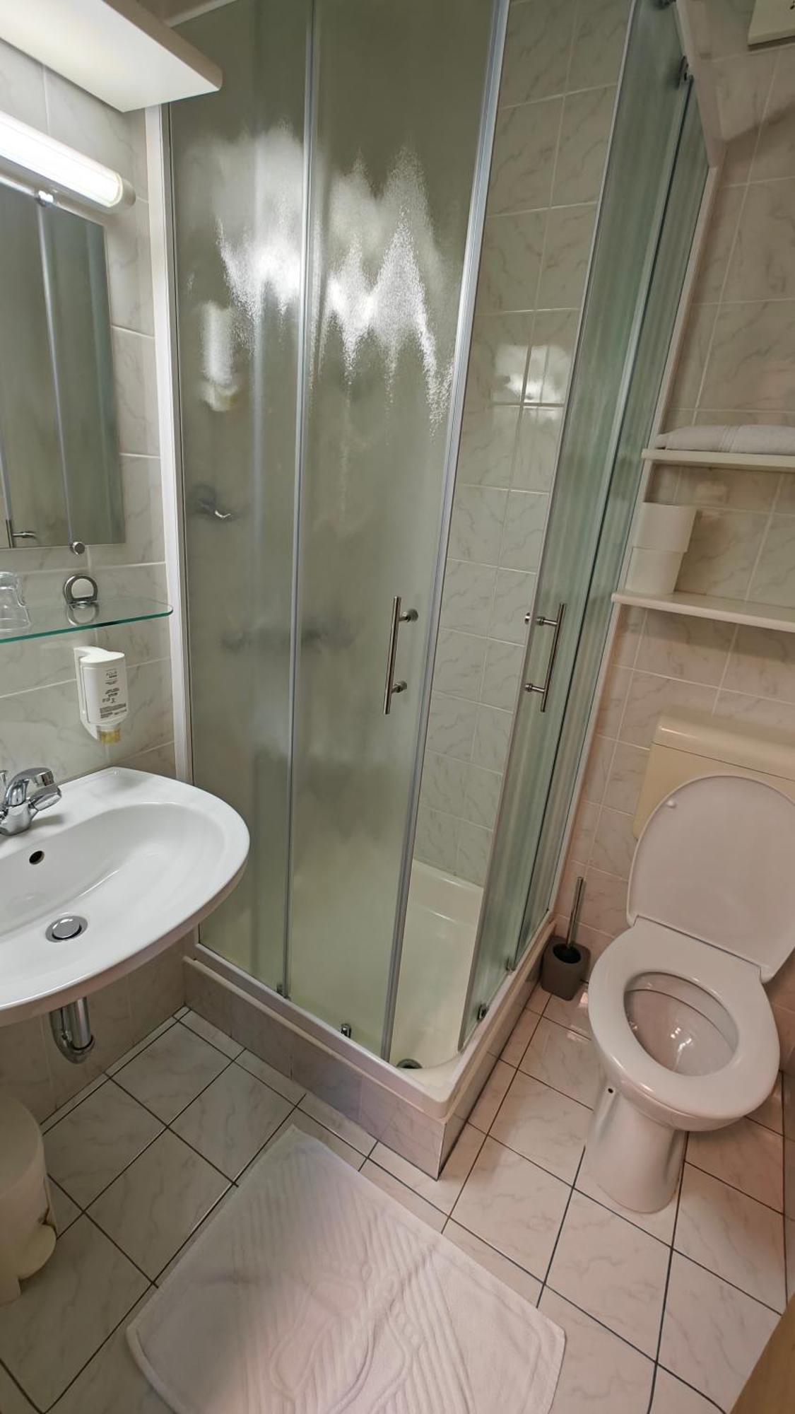 Guesthouse Pri Zalogarju Zelezniki Εξωτερικό φωτογραφία