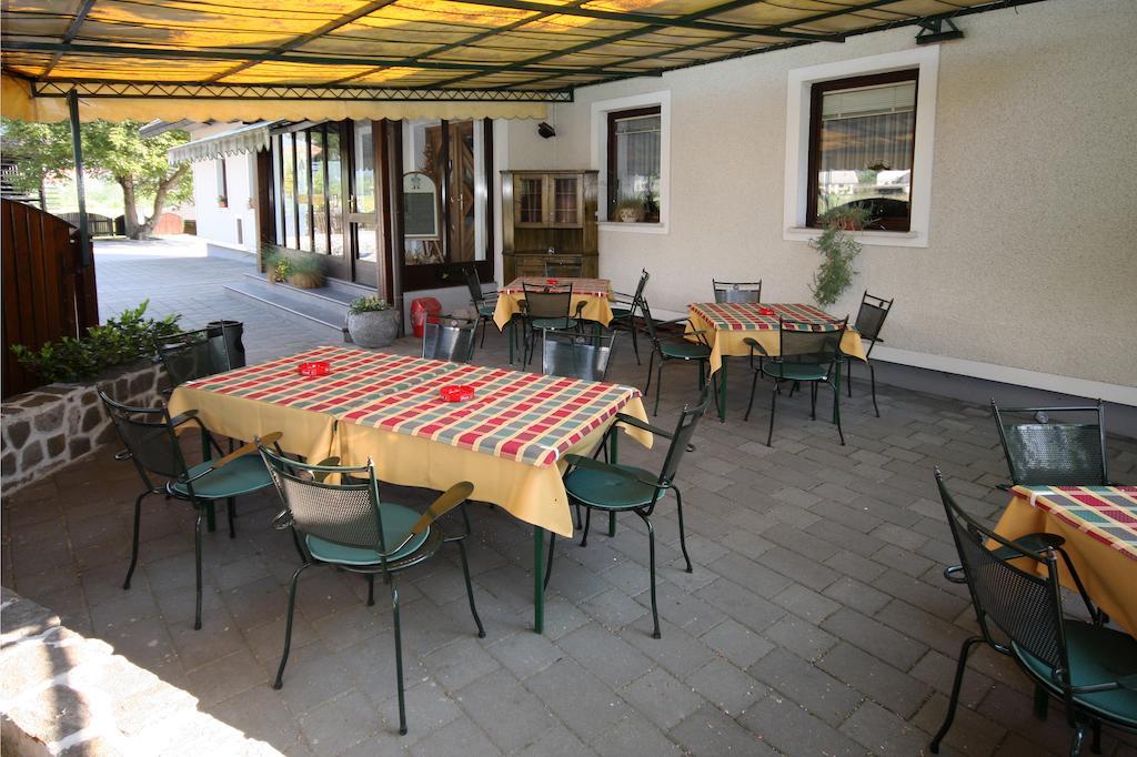 Guesthouse Pri Zalogarju Zelezniki Εξωτερικό φωτογραφία